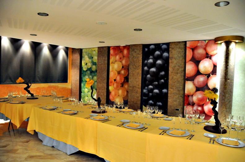 Hotel Fonda Neus Sant Sadurní dʼAnoia Esterno foto